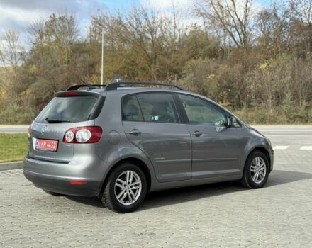 Серый Фольксваген Гольф Плюс, объемом двигателя 1.4 л и пробегом 177 тыс. км за 6400 $, фото 4 на Automoto.ua