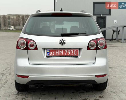 Серый Фольксваген Гольф Плюс, объемом двигателя 1.4 л и пробегом 189 тыс. км за 8200 $, фото 7 на Automoto.ua
