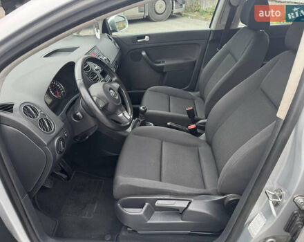 Серый Фольксваген Гольф Плюс, объемом двигателя 1.4 л и пробегом 175 тыс. км за 6799 $, фото 33 на Automoto.ua