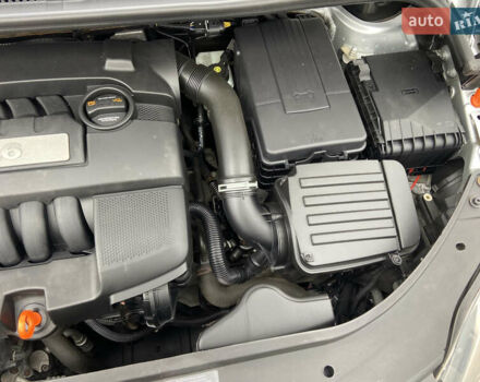 Фольксваген Гольф Плюс 2009 в Ровно на Automoto.ua Серый Фольксваген Гольф Плюс, объемом двигателя 1.6 л и пробегом 172 тыс. км за 7550 $, фото 51 на Automoto.ua