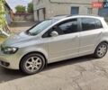 Серый Фольксваген Гольф Плюс, объемом двигателя 1.39 л и пробегом 190 тыс. км за 7500 $, фото 3 на Automoto.ua
