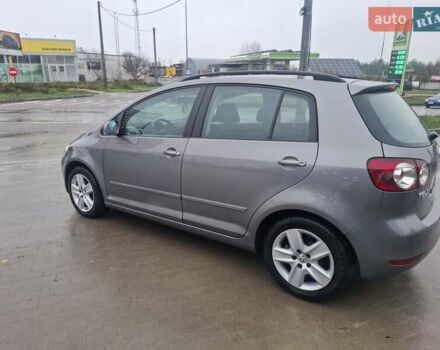 Серый Фольксваген Гольф Плюс, объемом двигателя 1.39 л и пробегом 257 тыс. км за 6700 $, фото 4 на Automoto.ua