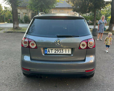 Серый Фольксваген Гольф Плюс, объемом двигателя 1.39 л и пробегом 238 тыс. км за 6900 $, фото 5 на Automoto.ua