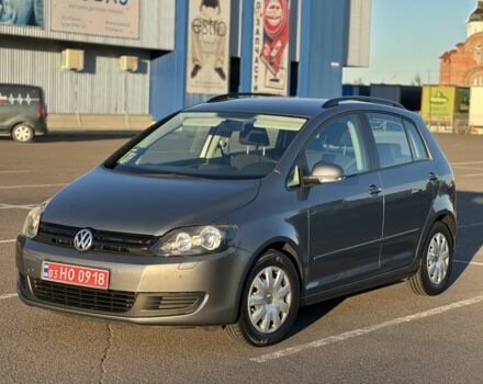 Серый Фольксваген Гольф Плюс, объемом двигателя 1.4 л и пробегом 220 тыс. км за 6350 $, фото 4 на Automoto.ua