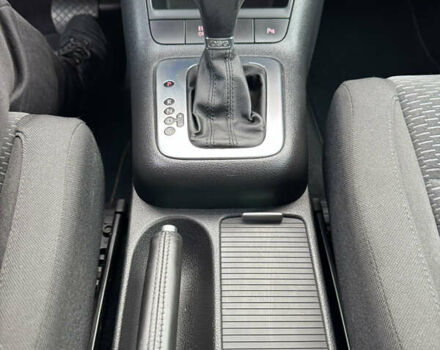 Серый Фольксваген Гольф Плюс, объемом двигателя 1.4 л и пробегом 163 тыс. км за 8300 $, фото 58 на Automoto.ua