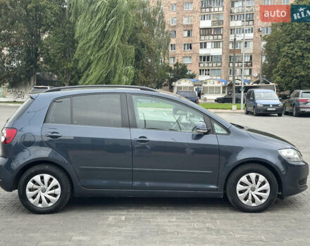 Фольксваген Гольф Плюс 2009 в Луцке на Automoto.ua Серый Фольксваген Гольф Плюс, объемом двигателя 1.4 л и пробегом 220 тыс. км за 6350 $, фото 9 на Automoto.ua