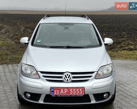 Сірий Фольксваген Golf Plus, об'ємом двигуна 1.4 л та пробігом 158 тис. км за 7300 $, фото 1 на Automoto.ua
