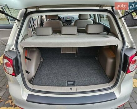 Серый Фольксваген Гольф Плюс, объемом двигателя 1.4 л и пробегом 188 тыс. км за 7500 $, фото 25 на Automoto.ua