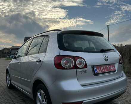 Серый Фольксваген Гольф Плюс, объемом двигателя 1.6 л и пробегом 170 тыс. км за 7000 $, фото 5 на Automoto.ua