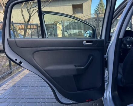 Серый Фольксваген Гольф Плюс, объемом двигателя 1.4 л и пробегом 80 тыс. км за 8100 $, фото 97 на Automoto.ua