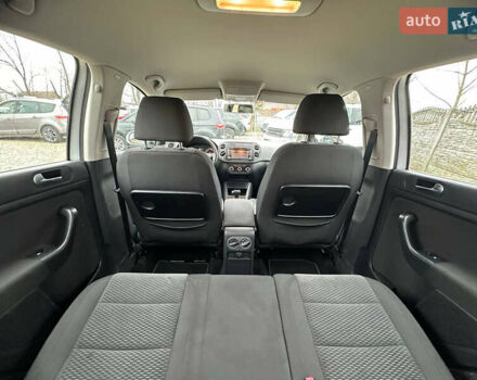 Серый Фольксваген Гольф Плюс, объемом двигателя 1.4 л и пробегом 208 тыс. км за 6999 $, фото 34 на Automoto.ua