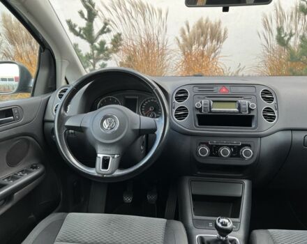 Серый Фольксваген Гольф Плюс, объемом двигателя 1.4 л и пробегом 247 тыс. км за 6350 $, фото 17 на Automoto.ua