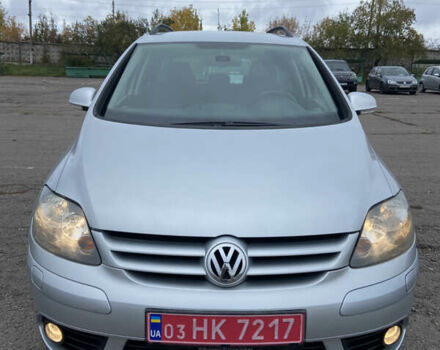 Фольксваген Гольф Плюс 2009 в Ровно на Automoto.ua Серый Фольксваген Гольф Плюс, объемом двигателя 1.6 л и пробегом 172 тыс. км за 7550 $, фото 1 на Automoto.ua
