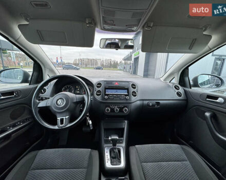 Серый Фольксваген Гольф Плюс, объемом двигателя 1.4 л и пробегом 163 тыс. км за 8300 $, фото 66 на Automoto.ua