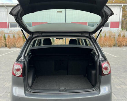 Сірий Фольксваген Golf Plus, об'ємом двигуна 1.4 л та пробігом 247 тис. км за 6650 $, фото 36 на Automoto.ua