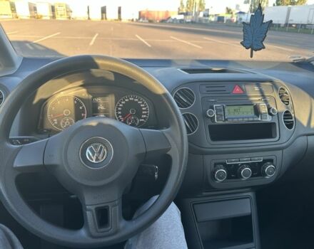 Серый Фольксваген Гольф Плюс, объемом двигателя 1.4 л и пробегом 220 тыс. км за 6350 $, фото 6 на Automoto.ua