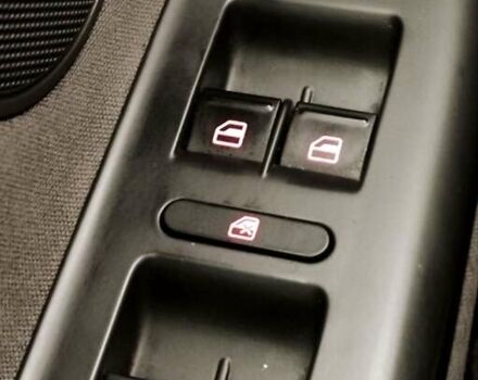 Серый Фольксваген Гольф Плюс, объемом двигателя 1.6 л и пробегом 218 тыс. км за 6800 $, фото 18 на Automoto.ua