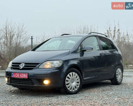 Серый Фольксваген Гольф Плюс, объемом двигателя 1.4 л и пробегом 184 тыс. км за 6490 $, фото 6 на Automoto.ua