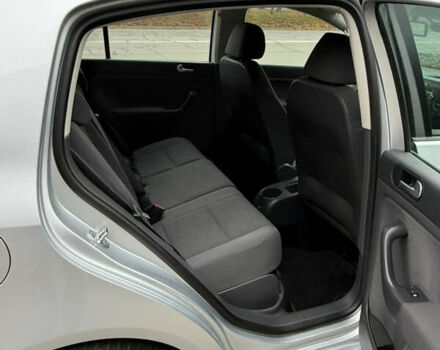 Серый Фольксваген Гольф Плюс, объемом двигателя 1.4 л и пробегом 220 тыс. км за 6600 $, фото 41 на Automoto.ua