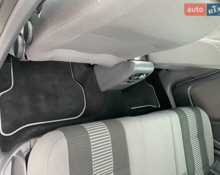 Фольксваген Гольф Плюс 2009 в Ровно на Automoto.ua Серый Фольксваген Гольф Плюс, объемом двигателя 1.6 л и пробегом 172 тыс. км за 7550 $, фото 31 на Automoto.ua