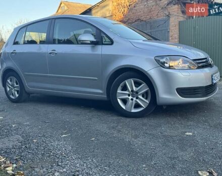 Серый Фольксваген Гольф Плюс, объемом двигателя 1.97 л и пробегом 134 тыс. км за 9999 $, фото 6 на Automoto.ua