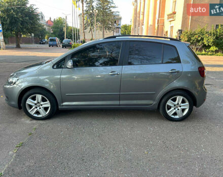 Серый Фольксваген Гольф Плюс, объемом двигателя 1.39 л и пробегом 238 тыс. км за 6900 $, фото 3 на Automoto.ua