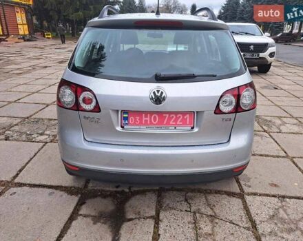 Серый Фольксваген Гольф Плюс, объемом двигателя 1.4 л и пробегом 136 тыс. км за 6000 $, фото 3 на Automoto.ua