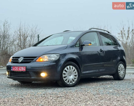 Серый Фольксваген Гольф Плюс, объемом двигателя 1.4 л и пробегом 184 тыс. км за 6490 $, фото 9 на Automoto.ua