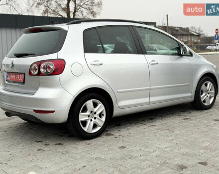 Серый Фольксваген Гольф Плюс, объемом двигателя 1.4 л и пробегом 189 тыс. км за 8200 $, фото 10 на Automoto.ua