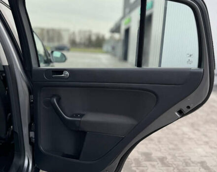 Серый Фольксваген Гольф Плюс, объемом двигателя 1.4 л и пробегом 163 тыс. км за 8300 $, фото 69 на Automoto.ua