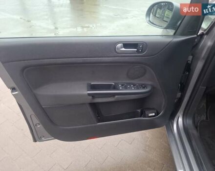 Серый Фольксваген Гольф Плюс, объемом двигателя 1.39 л и пробегом 257 тыс. км за 6700 $, фото 17 на Automoto.ua