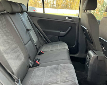 Сірий Фольксваген Golf Plus, об'ємом двигуна 1.4 л та пробігом 247 тис. км за 6650 $, фото 62 на Automoto.ua