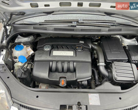 Фольксваген Гольф Плюс 2009 в Ровно на Automoto.ua Серый Фольксваген Гольф Плюс, объемом двигателя 1.6 л и пробегом 172 тыс. км за 7550 $, фото 48 на Automoto.ua