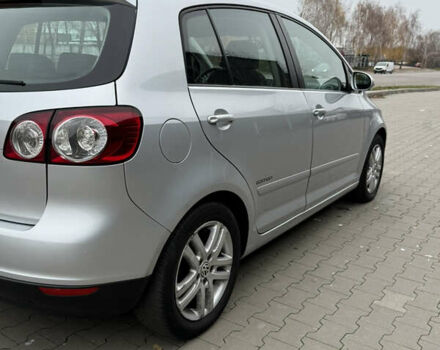 Серый Фольксваген Гольф Плюс, объемом двигателя 1.4 л и пробегом 220 тыс. км за 6600 $, фото 20 на Automoto.ua