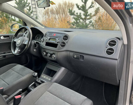 Сірий Фольксваген Golf Plus, об'ємом двигуна 1.4 л та пробігом 247 тис. км за 6650 $, фото 44 на Automoto.ua