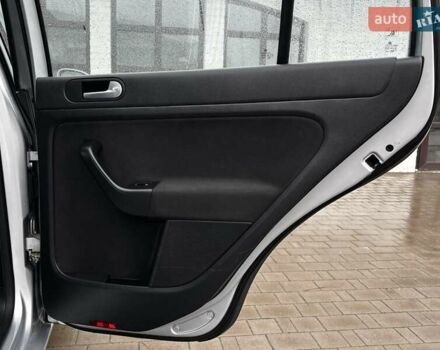 Серый Фольксваген Гольф Плюс, объемом двигателя 1.6 л и пробегом 189 тыс. км за 9499 $, фото 85 на Automoto.ua