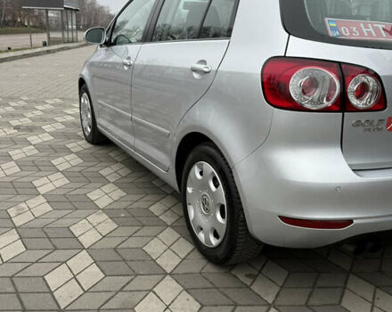 Серый Фольксваген Гольф Плюс, объемом двигателя 1.4 л и пробегом 153 тыс. км за 8650 $, фото 10 на Automoto.ua