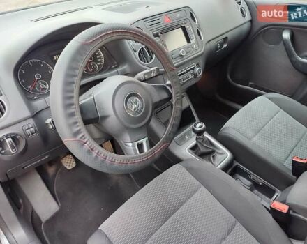 Серый Фольксваген Гольф Плюс, объемом двигателя 1.6 л и пробегом 257 тыс. км за 7700 $, фото 9 на Automoto.ua