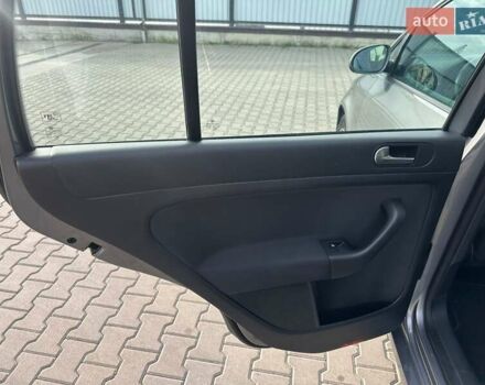 Серый Фольксваген Гольф Плюс, объемом двигателя 1.4 л и пробегом 112 тыс. км за 8000 $, фото 17 на Automoto.ua