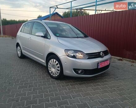 Фольксваген Гольф Плюс 2010 в Луцке на Automoto.ua Серый Фольксваген Гольф Плюс, объемом двигателя 1.6 л и пробегом 180 тыс. км за 8200 $, фото 12 на Automoto.ua