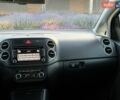 Серый Фольксваген Гольф Плюс, объемом двигателя 1.4 л и пробегом 154 тыс. км за 8350 $, фото 31 на Automoto.ua