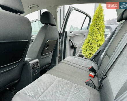 Серый Фольксваген Гольф Плюс, объемом двигателя 1.4 л и пробегом 162 тыс. км за 8200 $, фото 15 на Automoto.ua