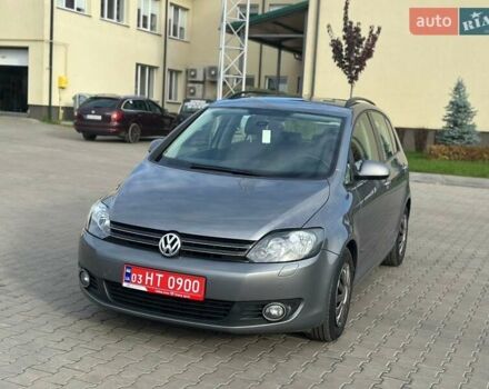 Серый Фольксваген Гольф Плюс, объемом двигателя 1.4 л и пробегом 112 тыс. км за 8000 $, фото 3 на Automoto.ua