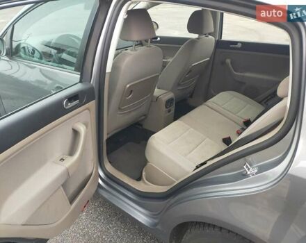 Сірий Фольксваген Golf Plus, об'ємом двигуна 1.4 л та пробігом 109 тис. км за 10300 $, фото 19 на Automoto.ua