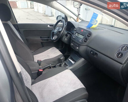 Сірий Фольксваген Golf Plus, об'ємом двигуна 1.6 л та пробігом 235 тис. км за 5500 $, фото 1 на Automoto.ua
