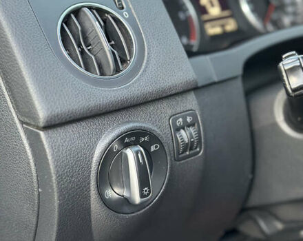 Серый Фольксваген Гольф Плюс, объемом двигателя 1.6 л и пробегом 245 тыс. км за 8199 $, фото 17 на Automoto.ua