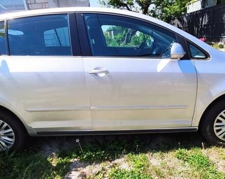 Серый Фольксваген Гольф Плюс, объемом двигателя 1.6 л и пробегом 145 тыс. км за 8000 $, фото 3 на Automoto.ua