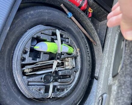 Серый Фольксваген Гольф Плюс, объемом двигателя 1.39 л и пробегом 260 тыс. км за 7850 $, фото 35 на Automoto.ua