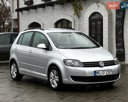 Серый Фольксваген Гольф Плюс, объемом двигателя 1.6 л и пробегом 189 тыс. км за 9499 $, фото 10 на Automoto.ua