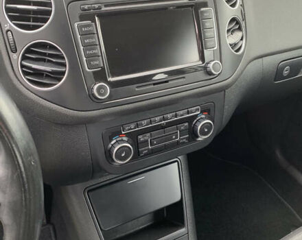 Серый Фольксваген Гольф Плюс, объемом двигателя 1.4 л и пробегом 156 тыс. км за 8200 $, фото 10 на Automoto.ua